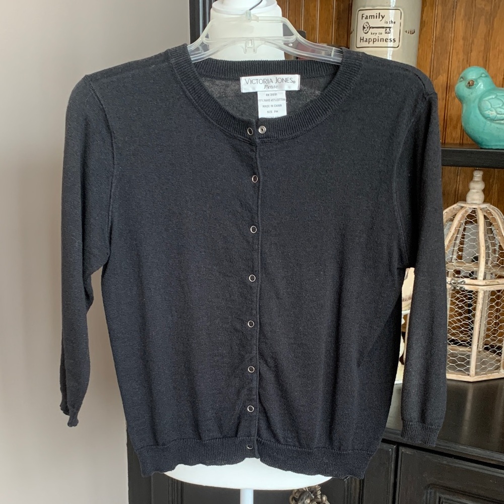 Black Women's 3/4 Sleeve Sweater